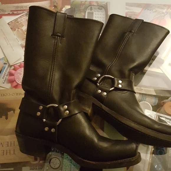 Frye Shoes - Frye. Flash sale $79